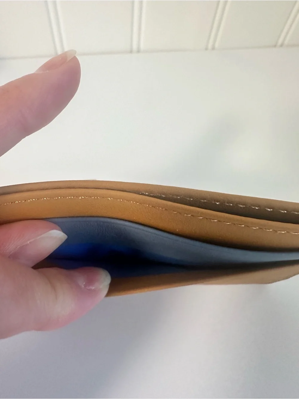 RYLOR Tan & Gray Leather Card Holder (NWOT)
